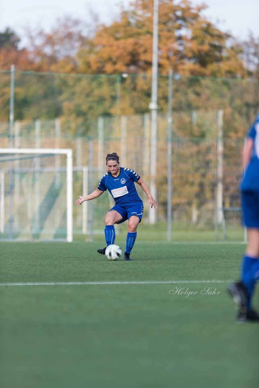 Bild 100 - F SSC Hagen Ahrensburg - SV Frisia 03 Risum-Lindholm : Ergebnis: 2:0